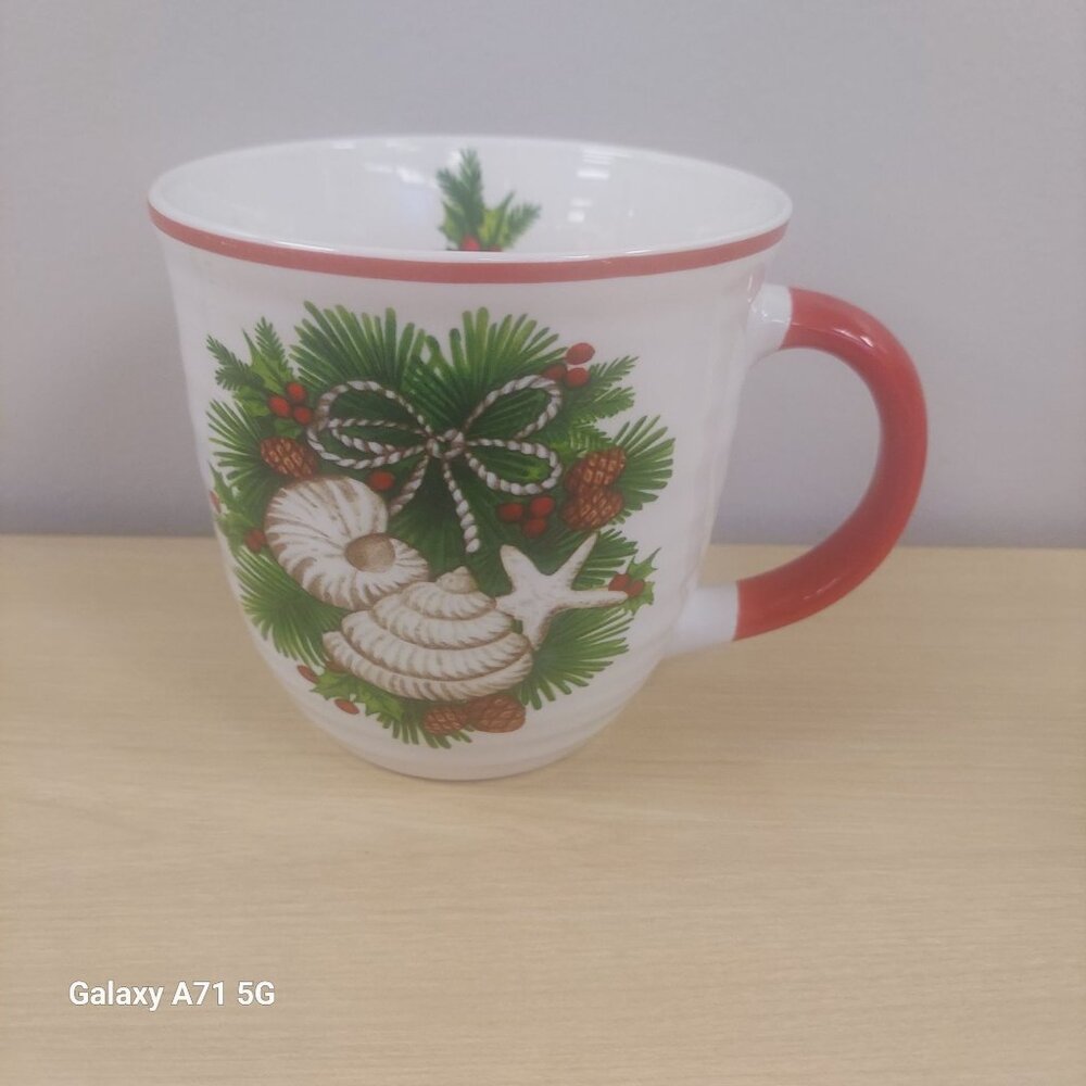 Festive Holiday Ceramic Coffee Mug With Seashell & Pinecone Design  208Park
